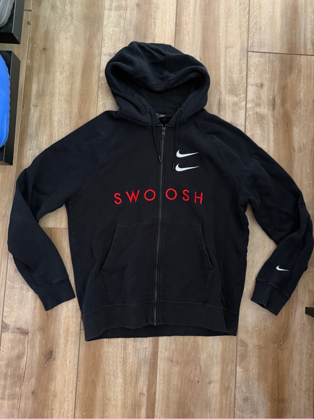 Men’s Nike Zip Up - Picture 2 of 4